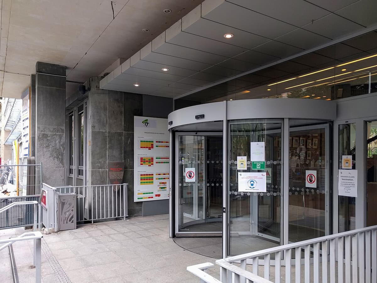 Mairie du 17ème arrondissement de Paris - Assistance Canalisation intervient dans tout le quartier Batignolles, Monceau et Ternes Mairie du 17ème arrondissement de Paris - Assistance Canalisation intervient dans tout le quartier Batignolles, Monceau et Ternes